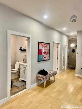 $7,900 | 599 East Broadway, Unit 2, Boston, MA 02127