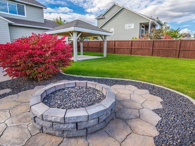 2011 South Steen Road Greenacres, WA 99016 - Photo 2 of 20