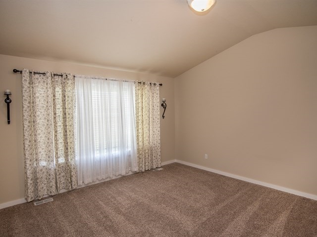 2011 South Steen Road Greenacres, WA 99016 - Photo 12 of 20