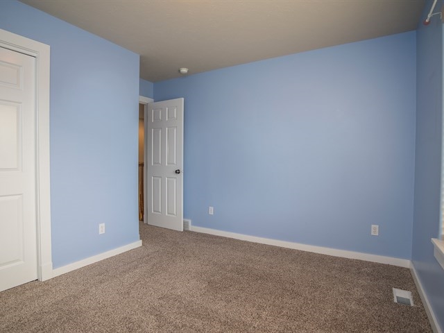 2011 South Steen Road Greenacres, WA 99016 - Photo 14 of 20