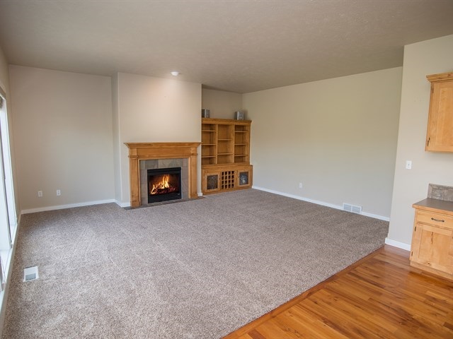 2011 South Steen Road Greenacres, WA 99016 - Photo 7 of 20