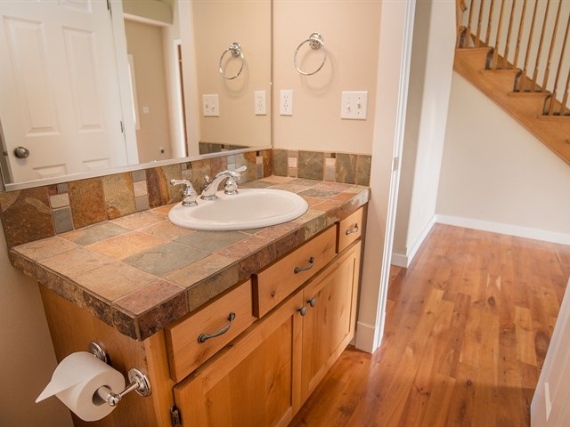 2011 South Steen Road Greenacres, WA 99016 - Photo 10 of 20