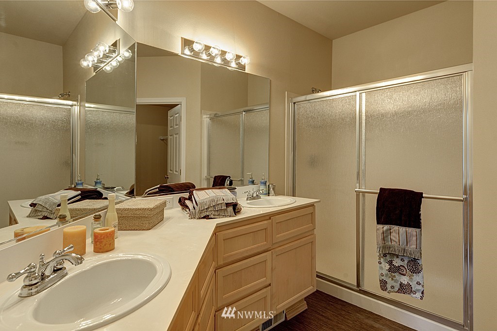 4519 Northeast 5th Street Renton, WA 98059 - Photo 12 of 22