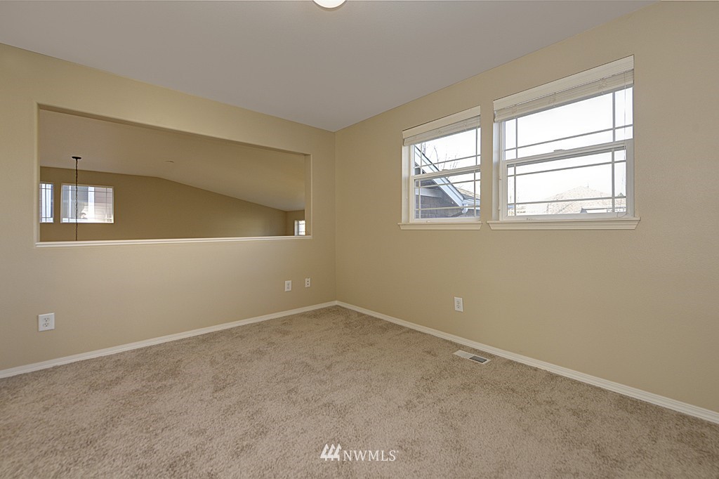 4519 Northeast 5th Street Renton, WA 98059 - Photo 13 of 22