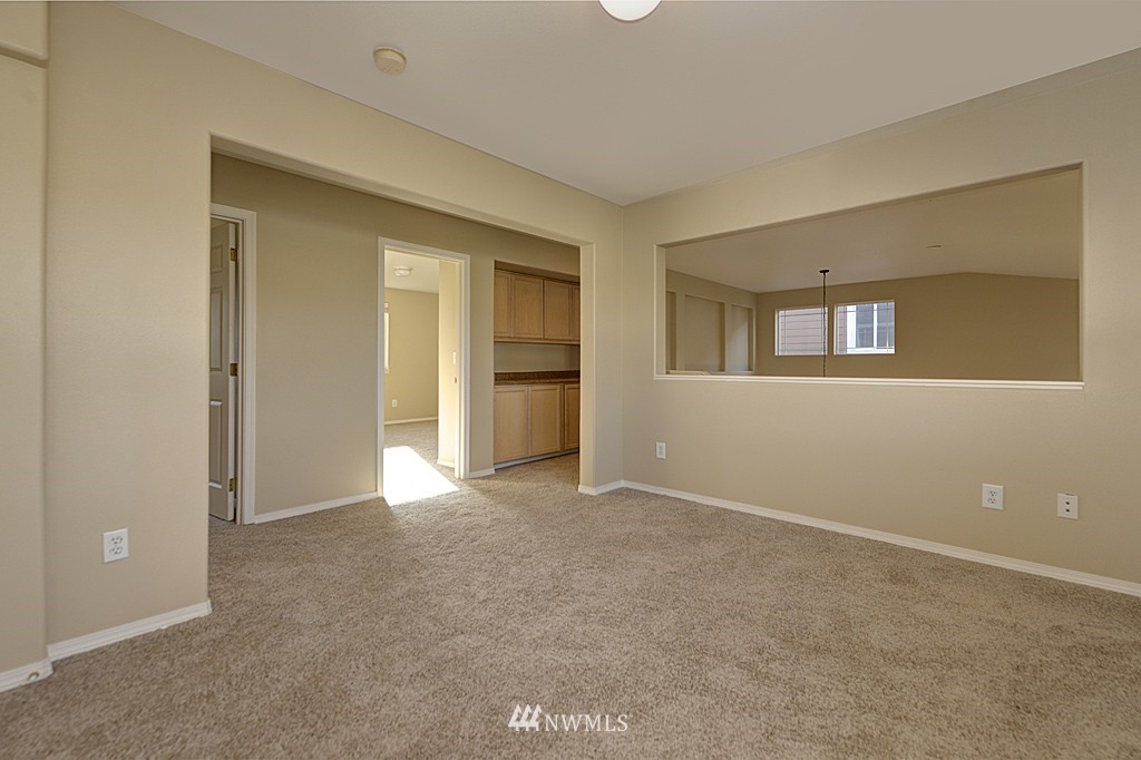 4519 Northeast 5th Street Renton, WA 98059 - Photo 14 of 22
