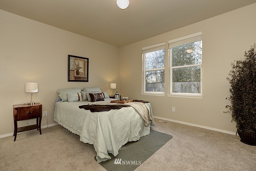 4519 Northeast 5th Street Renton, WA 98059 - Photo 19 of 22