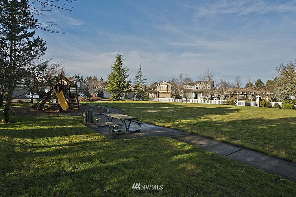 4519 Northeast 5th Street Renton, WA 98059 - Photo 21 of 22