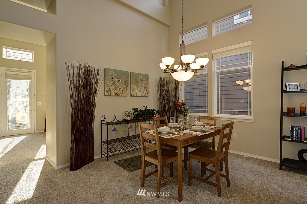 4519 Northeast 5th Street Renton, WA 98059 - Photo 4 of 22