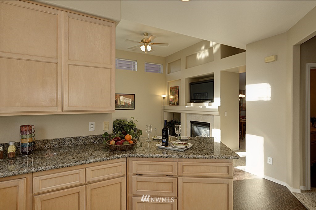 4519 Northeast 5th Street Renton, WA 98059 - Photo 8 of 22