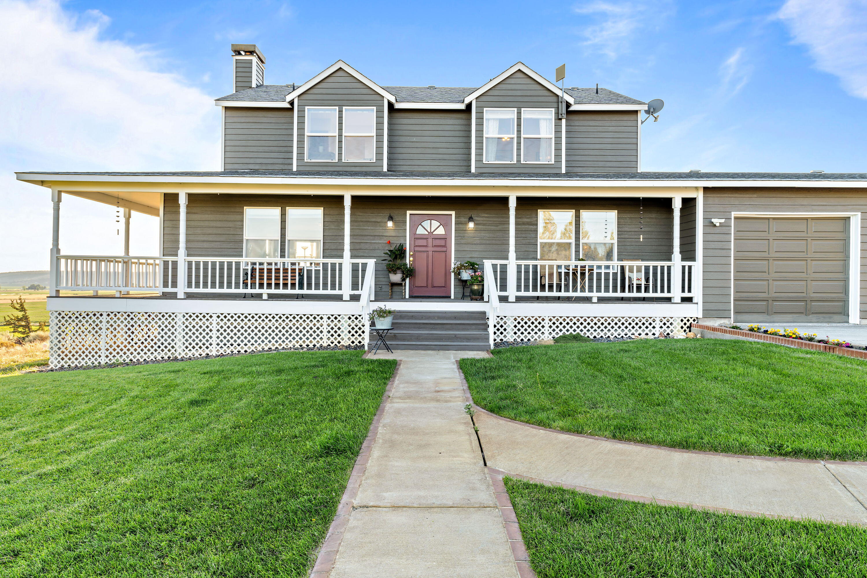 10200 Grizzly Road Prineville, OR 97754 - Photo 2 of 46 10020 NW Grizzly