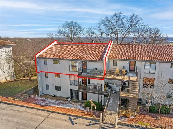 $154,900 | 24 West Casa Del Rio Drive, Unit 3A, Lake Ozark, MO 65049