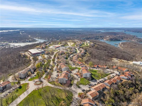 $139,900 | 24 West Casa Del Rio Drive, Unit 3A, Lake Ozark, MO 65049