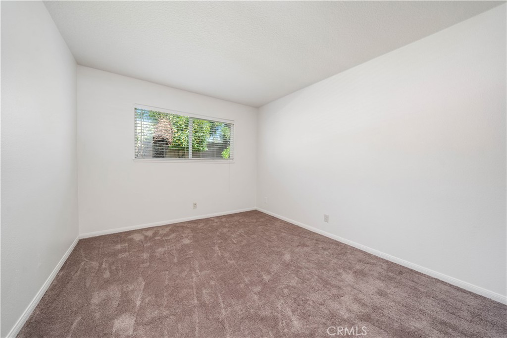 2089 Abraham Street Simi Valley, CA 93065 - Photo 15 of 27