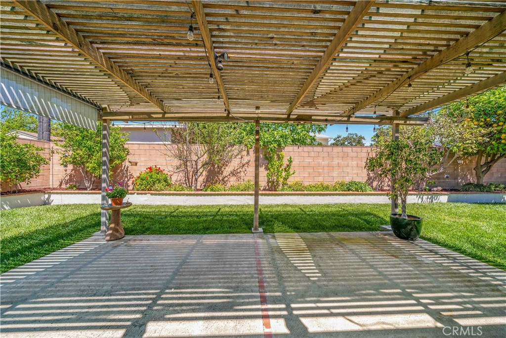 2089 Abraham Street Simi Valley, CA 93065 - Photo 19 of 27
