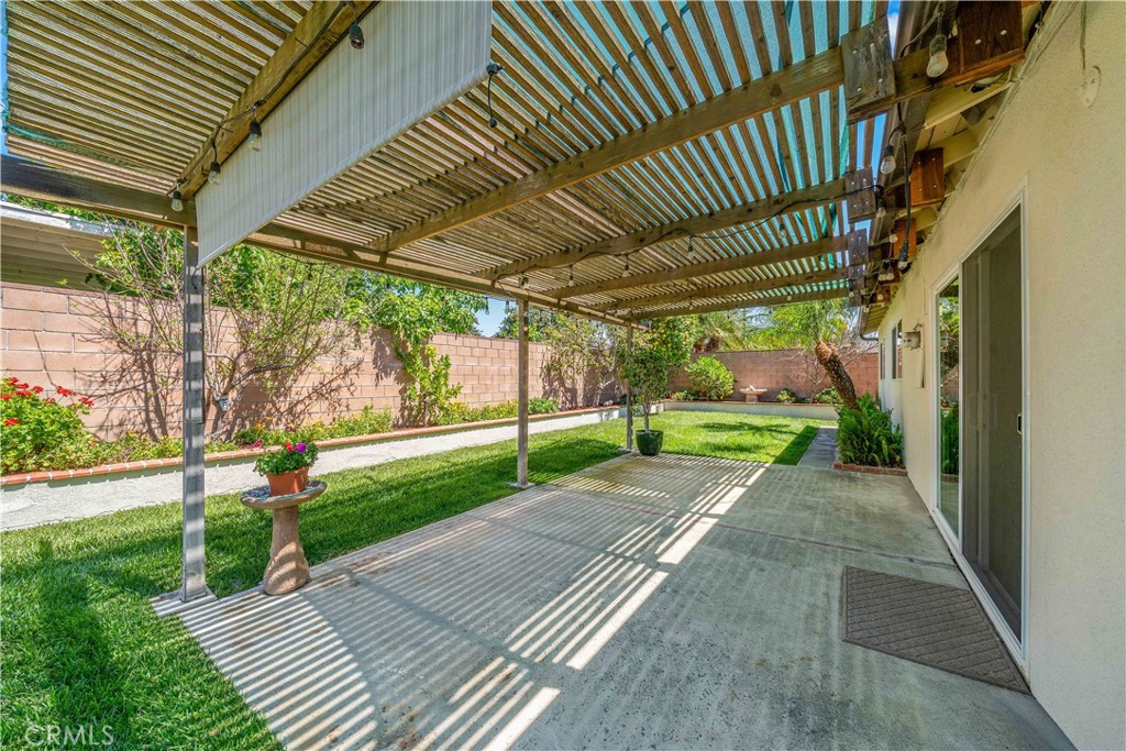 2089 Abraham Street Simi Valley, CA 93065 - Photo 20 of 27