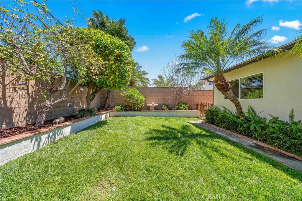 2089 Abraham Street Simi Valley, CA 93065 - Photo 21 of 27