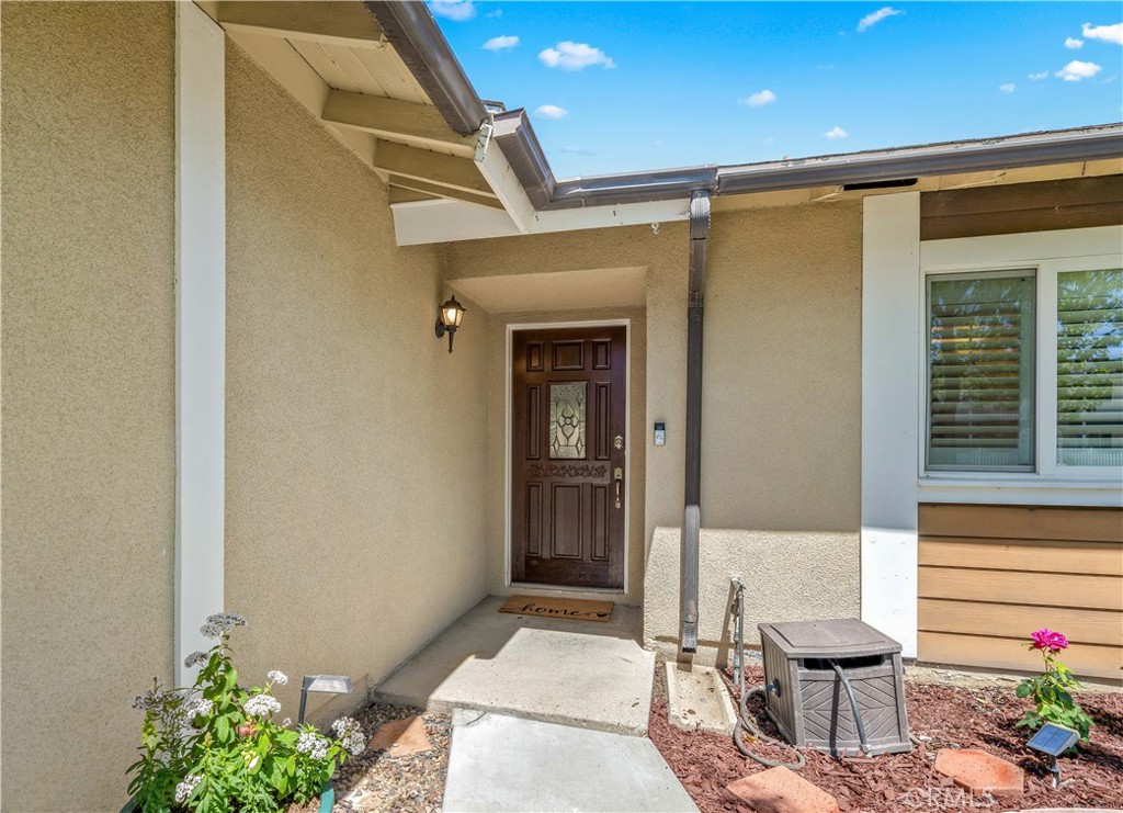 2089 Abraham Street Simi Valley, CA 93065 - Photo 4 of 27