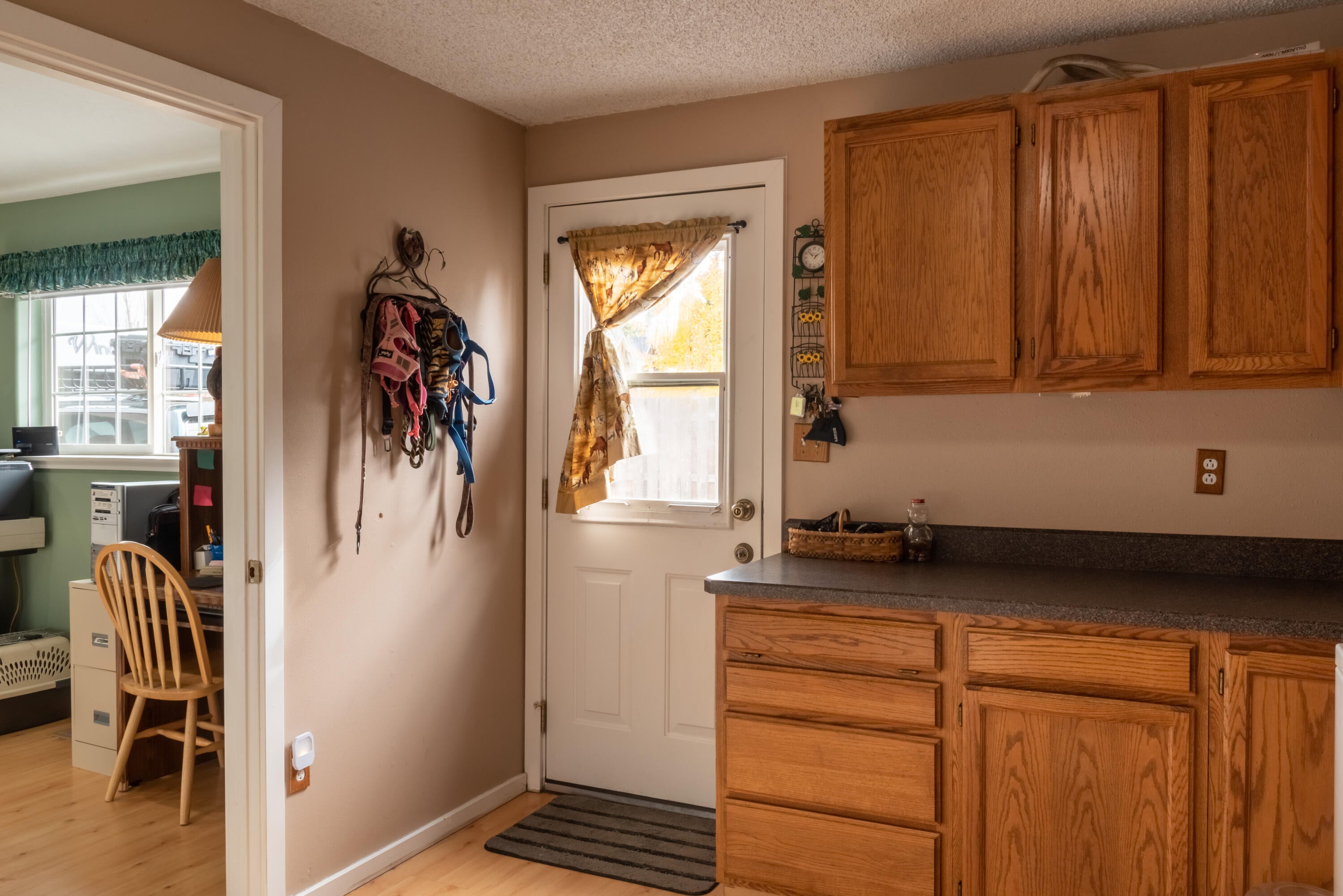 61136 Ropp Lane Bend, OR 97702 - Photo 27 of 75 DSC_5970-HDR