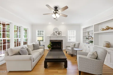 $895,000 | 215 Lansbrooke Lane, Apex, NC 27502