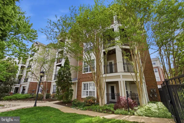 $320,000 | 12909 Centre Park Circle, Unit 108, Herndon, VA 20171