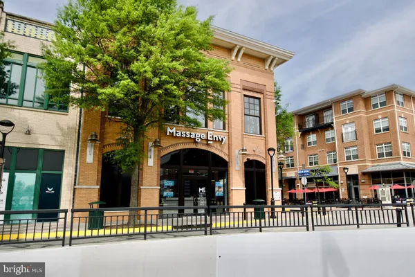 $320,000 | 12909 Centre Park Circle, Unit 108, Herndon, VA 20171