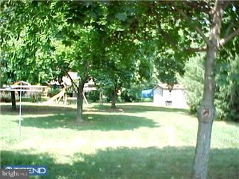 17 Barrel Run Road Quakertown, PA 18951 - Photo 10 of 11 Gallery Image 10
