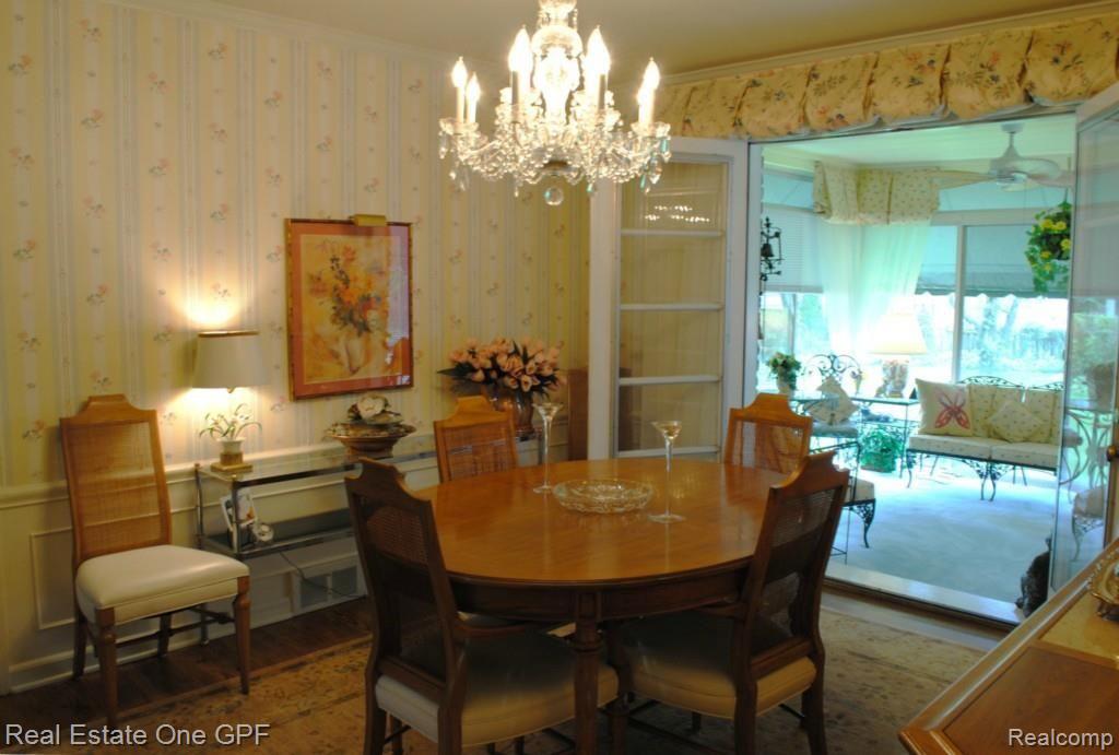 61 Handy Road Grosse Pointe, MI 48236 - Photo 10 of 26 DSC_5485.jpg