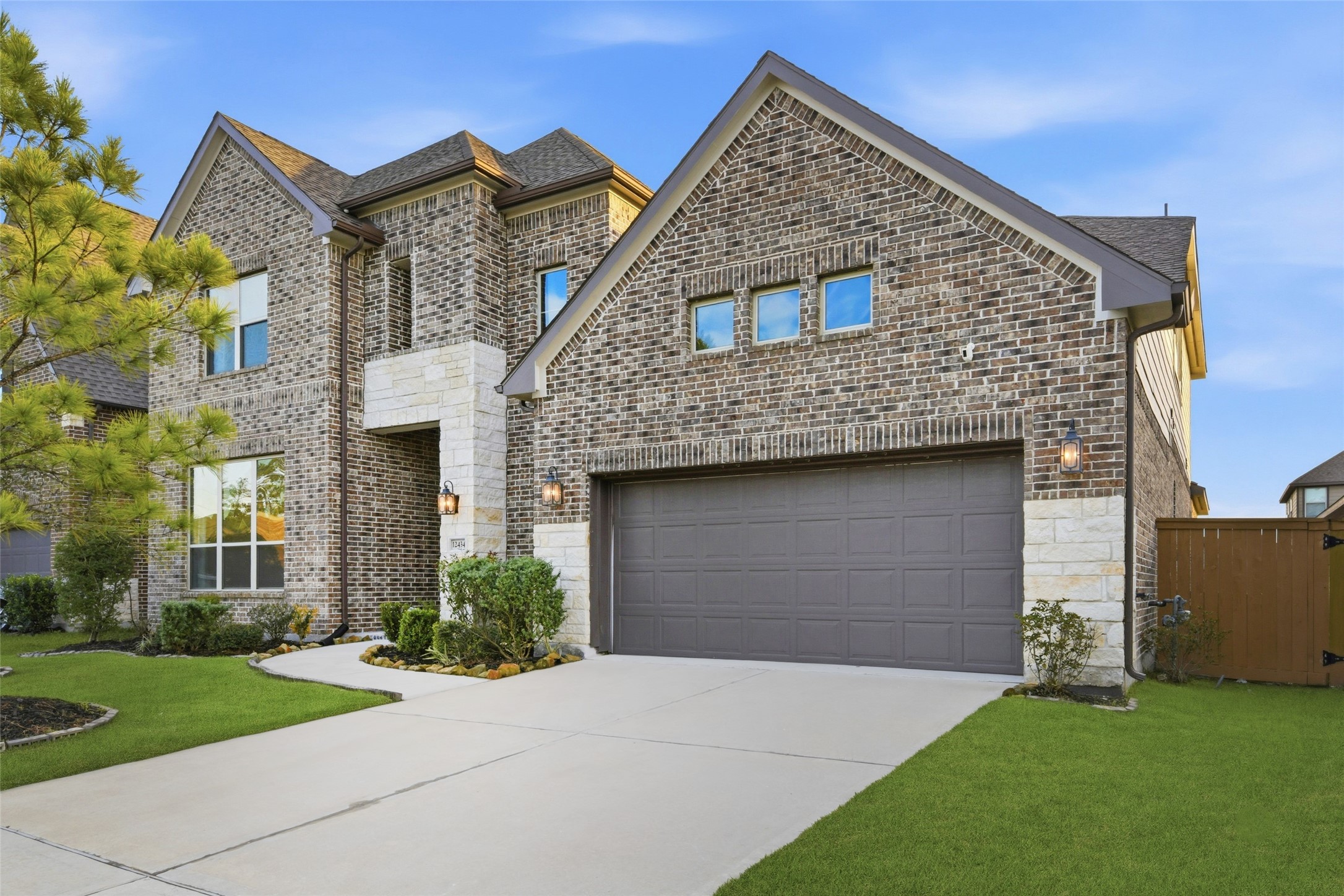 12434 Tullich Run Drive Humble, TX 77346 - Photo 2 of 46