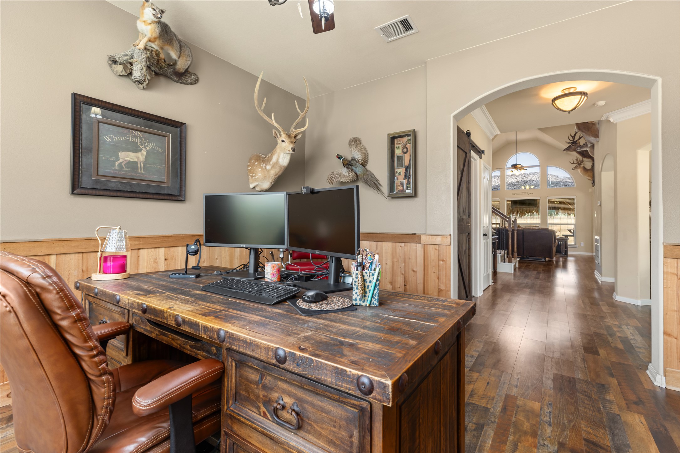 1010 Nantucket Street Pasadena, TX 77503 - Photo 9 of 46 Another view of the office