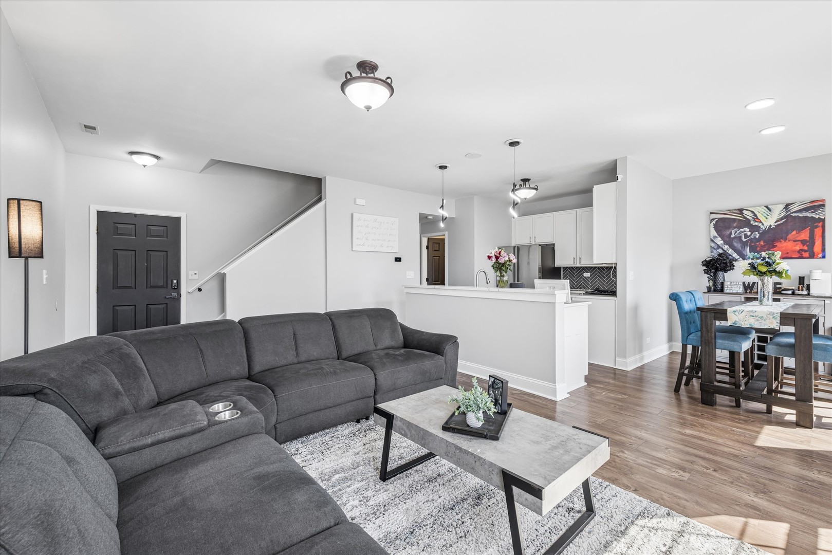 16224 Golf View Drive Lockport, IL 60441 - Photo 4 of 21 a living room with furniture and kitchen view