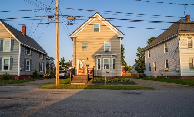 $269,900 | 127 Parkview Avenue, Bangor, ME 04401
