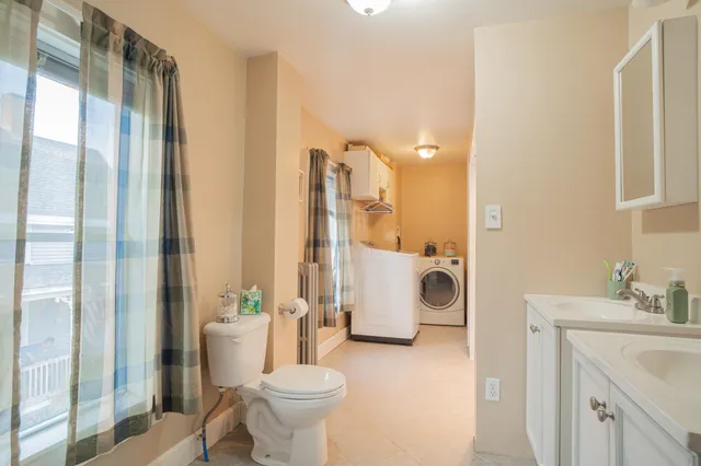 $269,900 | 127 Parkview Avenue, Bangor, ME 04401