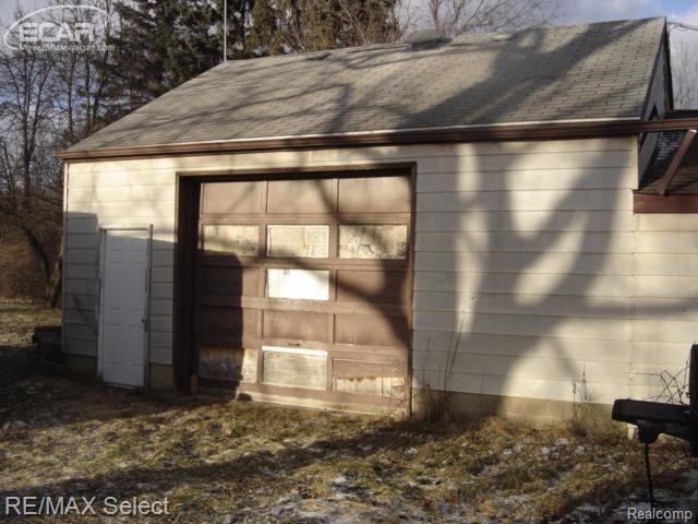 2097 Lavelle Road Flint, MI 48504 - Photo 20 of 22