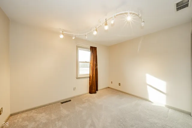 $265,000 | 1312 East Central Avenue, Greensburg, IN 47240