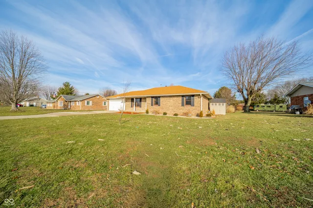 $265,000 | 1312 East Central Avenue, Greensburg, IN 47240