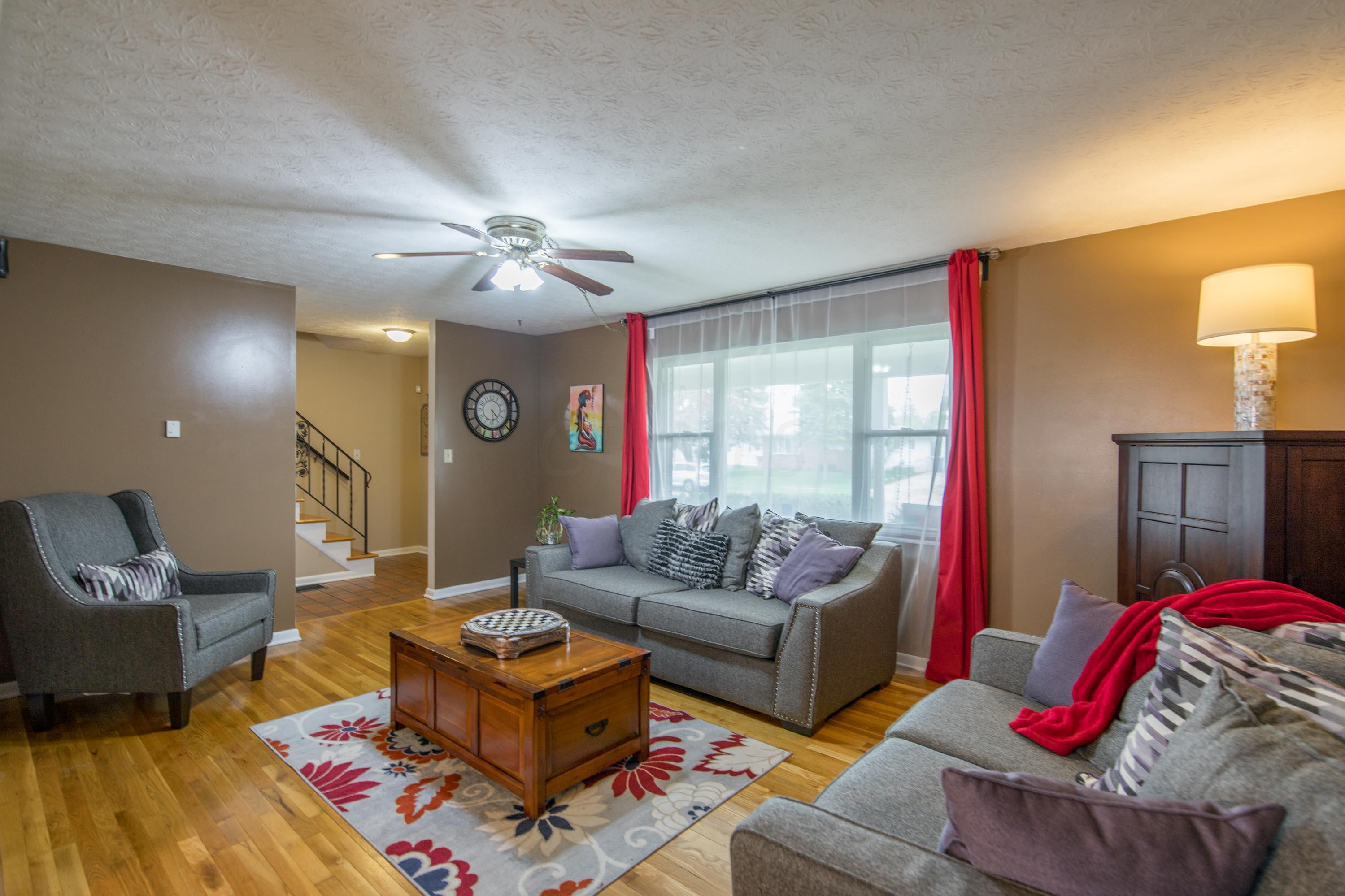 1628 Norma Road Columbus, OH 43229 - Photo 3 of 26 Gallery Image 3