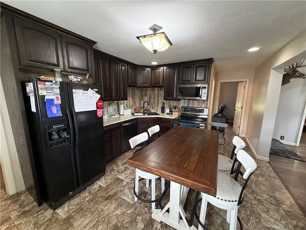 $249,000 | 510 West Samuel Street, Hamilton, MO 64644