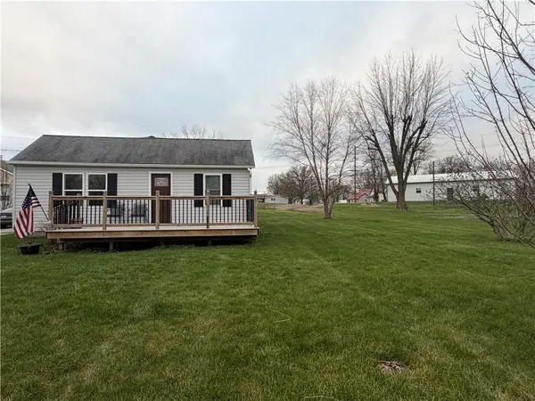 $249,000 | 510 West Samuel Street, Hamilton, MO 64644