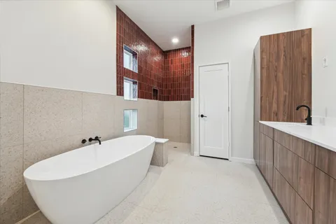 $429,000 | 3909 Zina Way, Houston, TX 77018