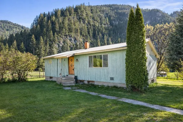 $1,950,000 | 4345 Wilcox Road, Northport, WA 99157