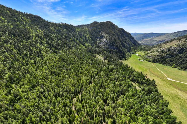 $1,950,000 | 4345 Wilcox Road, Northport, WA 99157