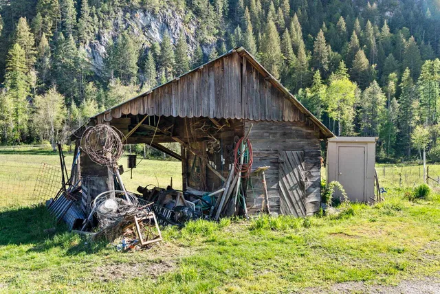 $1,950,000 | 4345 Wilcox Road, Northport, WA 99157