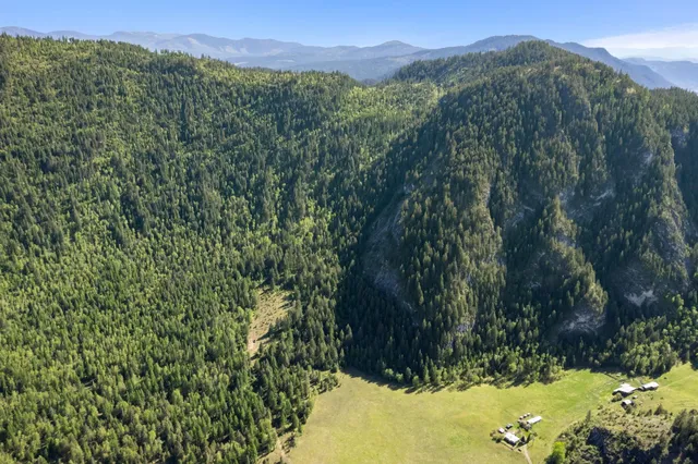 $1,950,000 | 4345 Wilcox Road, Northport, WA 99157