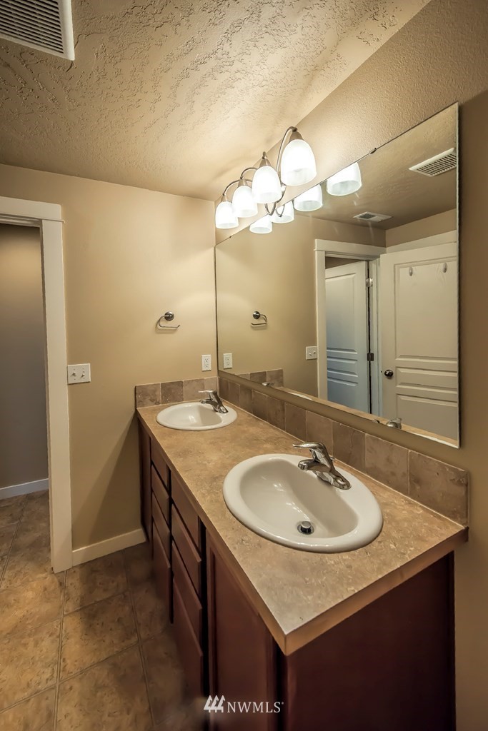 945 Highland Road Walla Walla, WA 99362 - Photo 17 of 23 Gallery Image 17