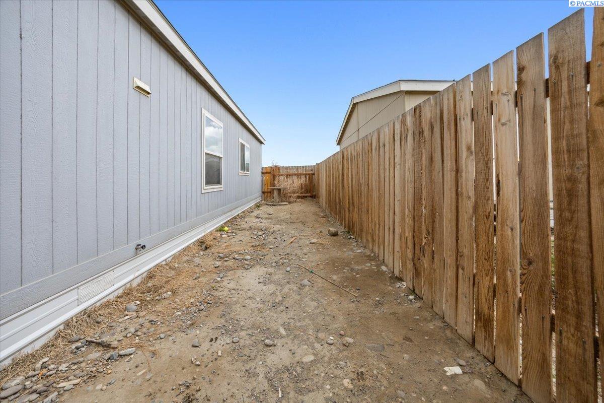 200802 East Game Farm Road, Unit 212 Kennewick, WA 99337 - Photo 24 of 24 Gallery Image 24