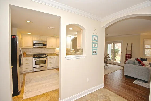 $540,000 | 38 Lawton Brook Lane, Portsmouth, RI 02871