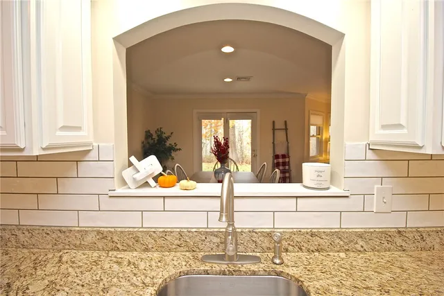 $540,000 | 38 Lawton Brook Lane, Portsmouth, RI 02871