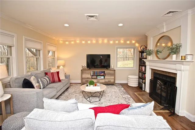 $540,000 | 38 Lawton Brook Lane, Portsmouth, RI 02871