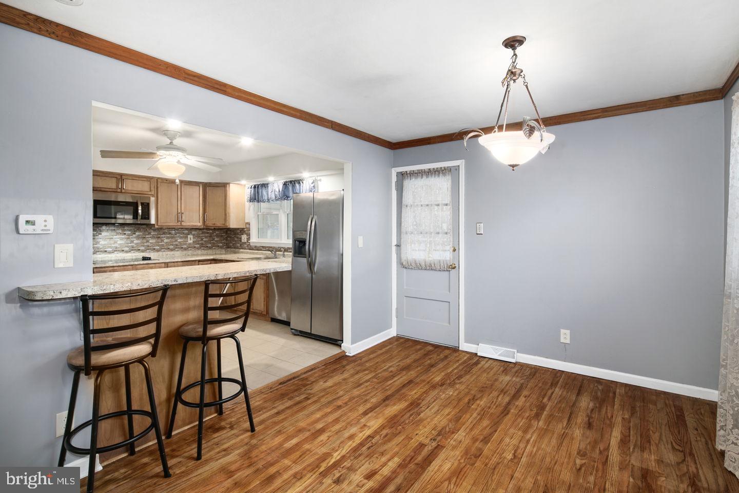 130 Paul Road Morrisville, PA 19067 - Photo 11 of 32 Dining Room