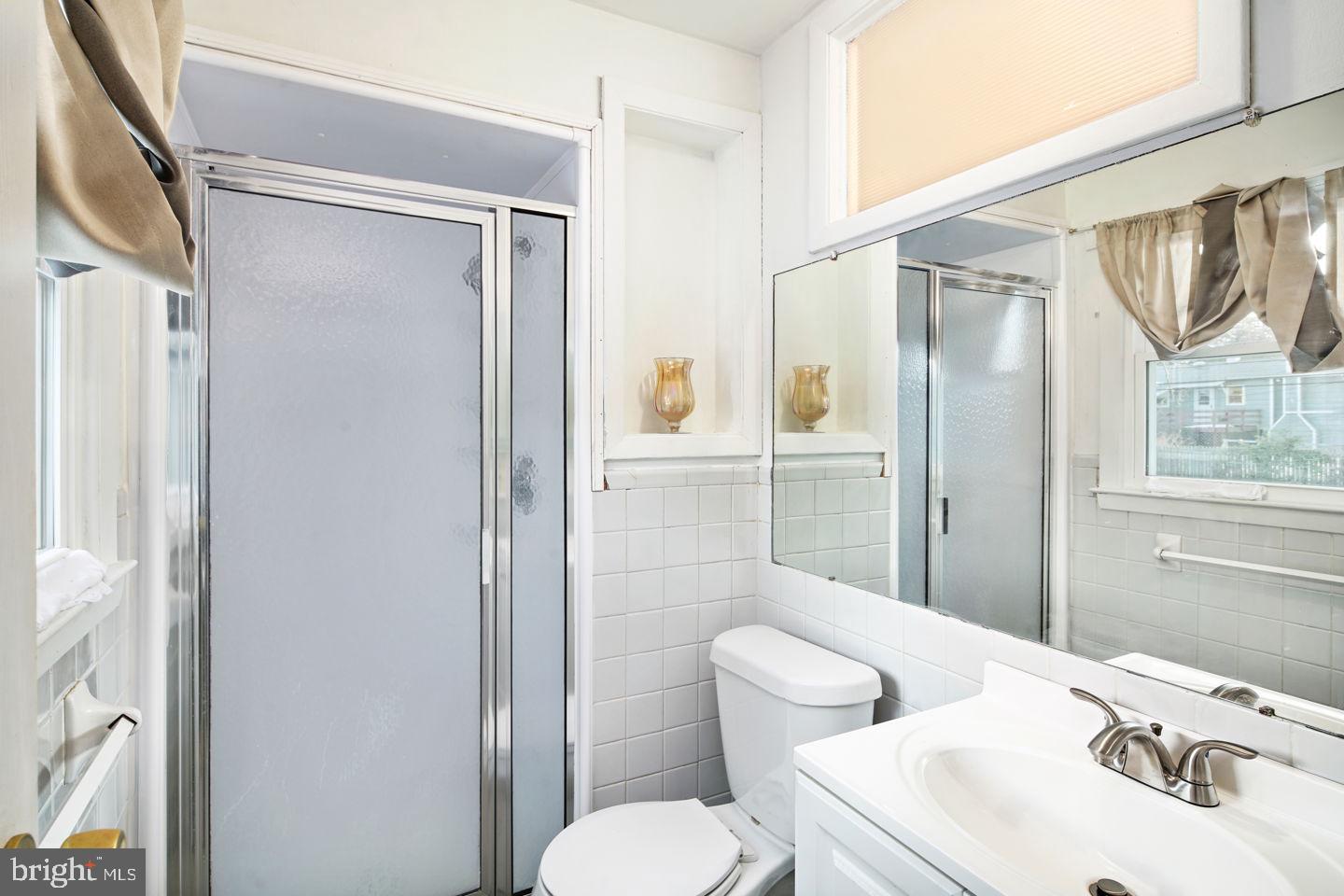 130 Paul Road Morrisville, PA 19067 - Photo 13 of 32 Master Bathroom